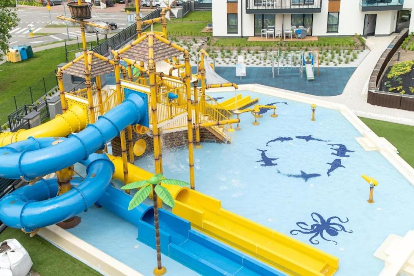 Bel Mare Holiday Apartments Near The Beach With Parking By Noclegi Renters Miedzyzdroje Exterior photo