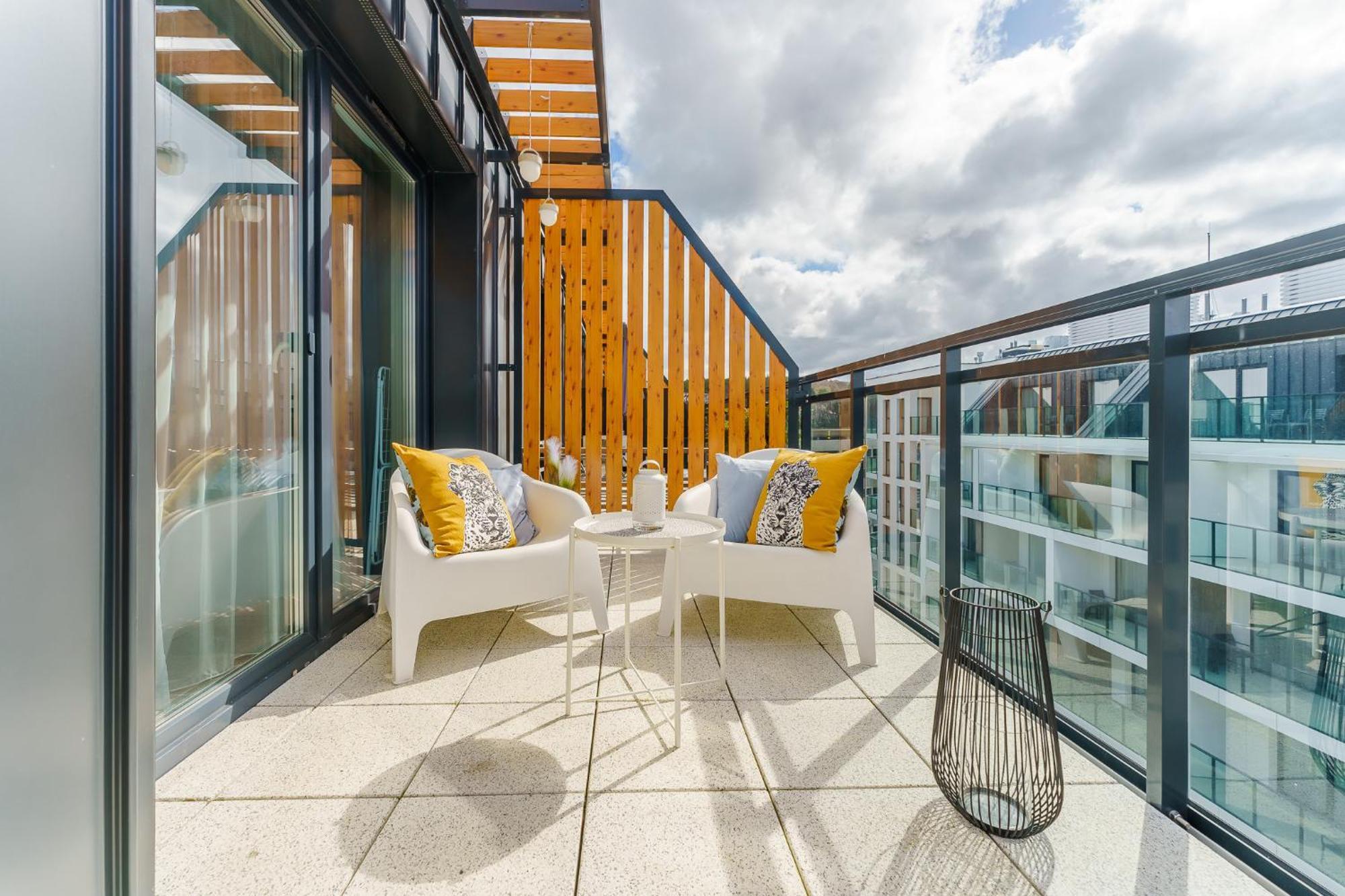 Bel Mare Holiday Apartments Near The Beach With Parking By Noclegi Renters Miedzyzdroje Exterior photo