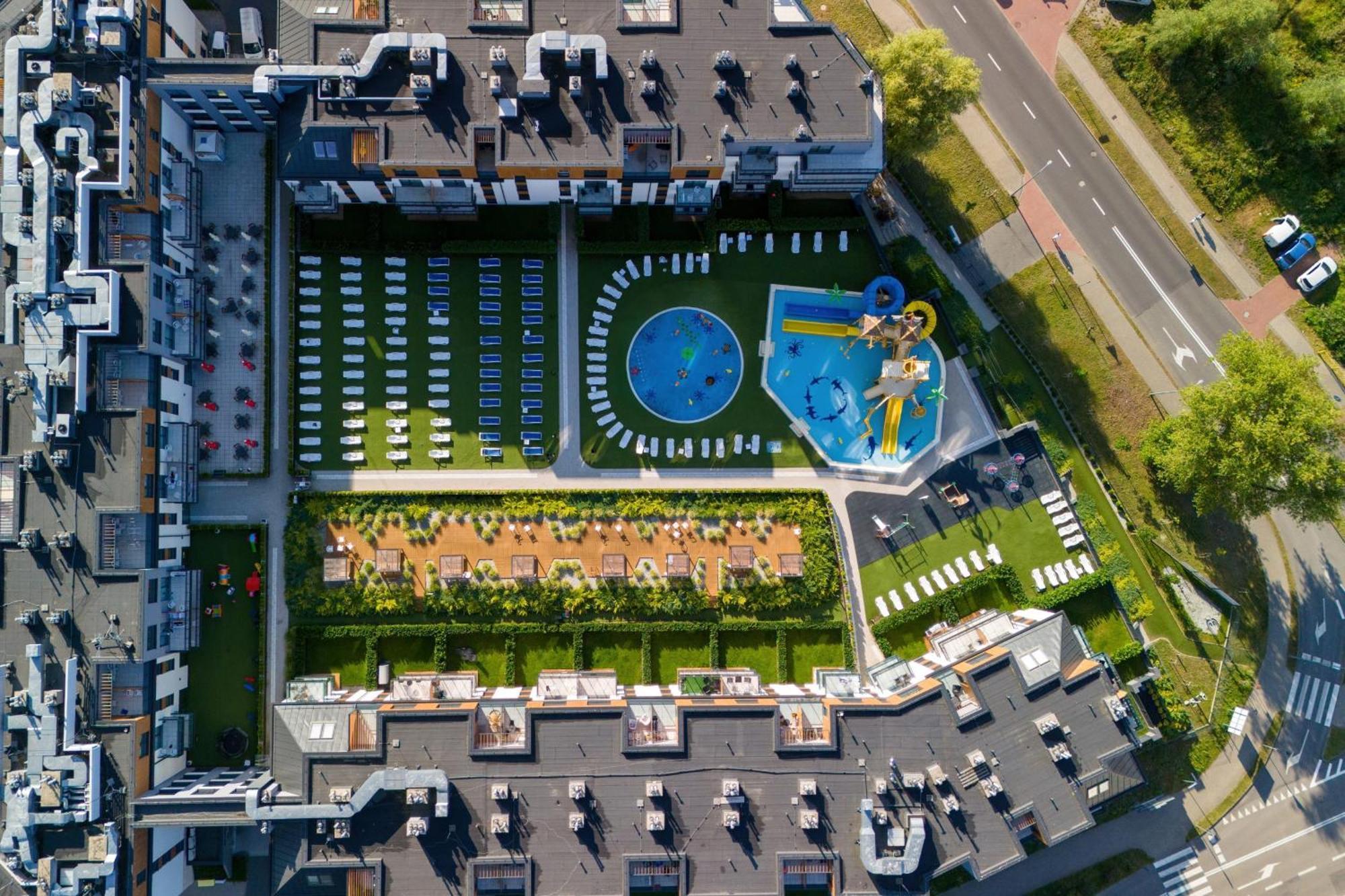 Bel Mare Holiday Apartments Near The Beach With Parking By Noclegi Renters Miedzyzdroje Exterior photo